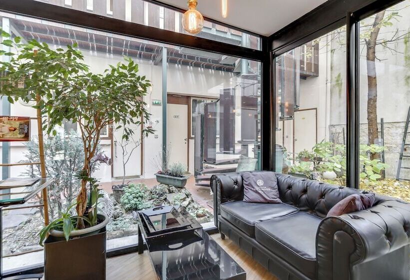 Otel Kyriad Paris 12 Nation