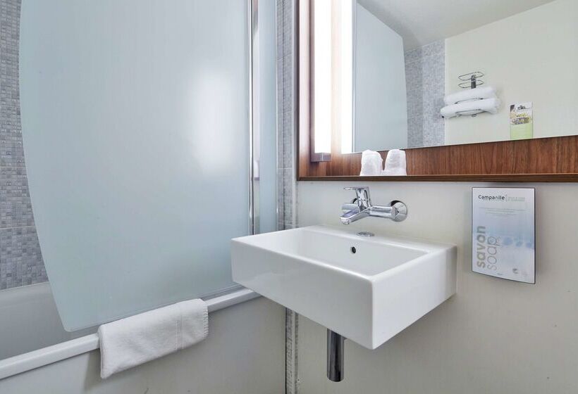 Отель Kyriad Sannois  Ermont