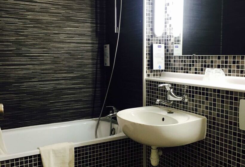 호텔 Kyriad Valenciennes Sud  Rouvignies