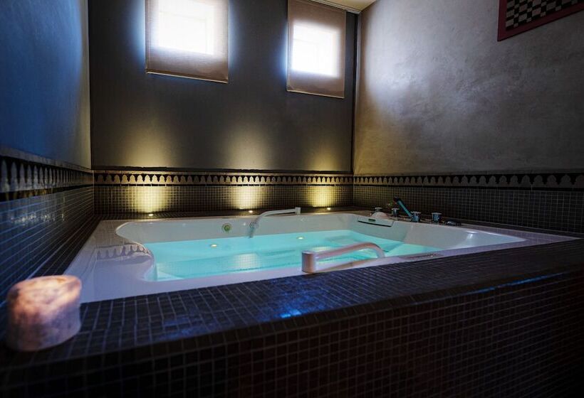 ホテル La Clairière Bio & Spa