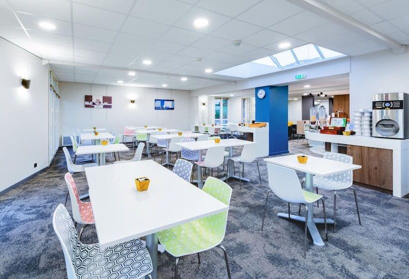 Отель The Originals City, Ara Hôtel