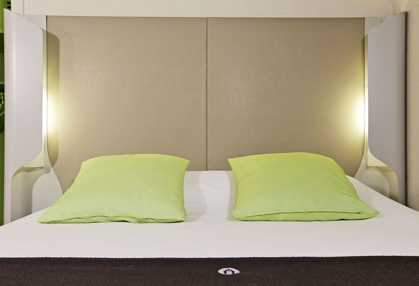 فندق Campanile Chanas