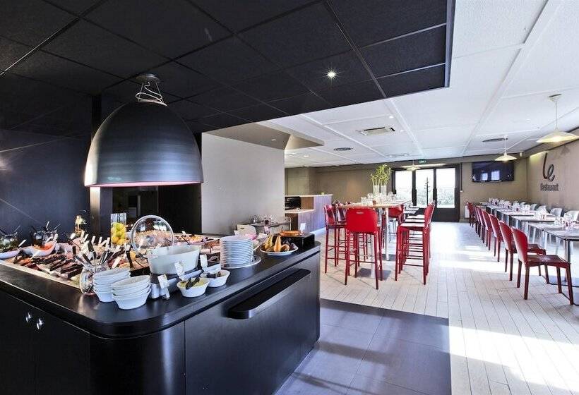 فندق Campanile Chanas