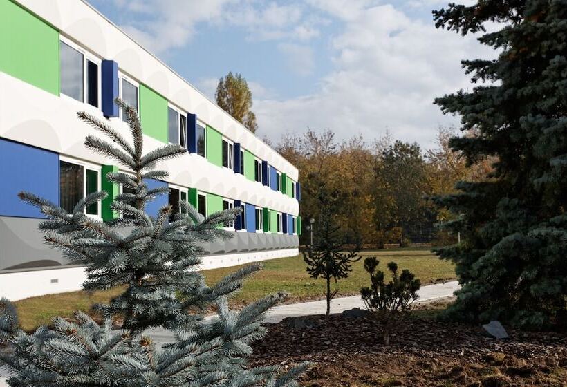 هتل Holiday Inn Express Strasbourg   Sud, An Ihg