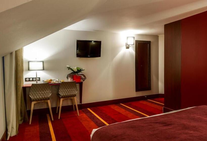 בית מלון כפרי Hôtel Le Châteaubriant