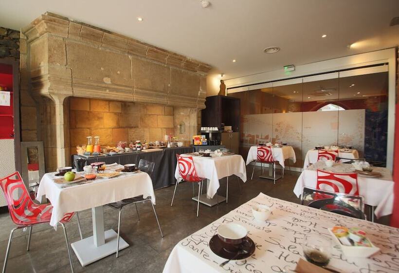 هتل Hôtel Le Turenne