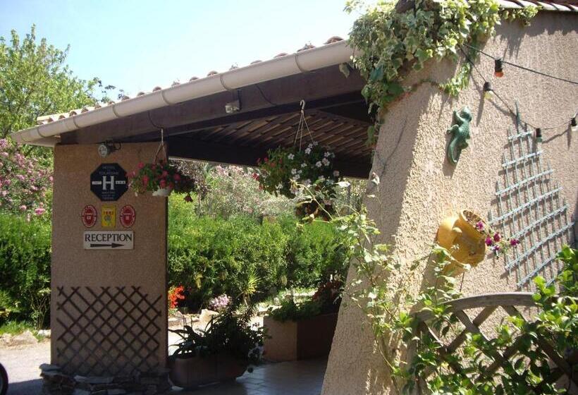 ホテル Hôtel Les Palmiers