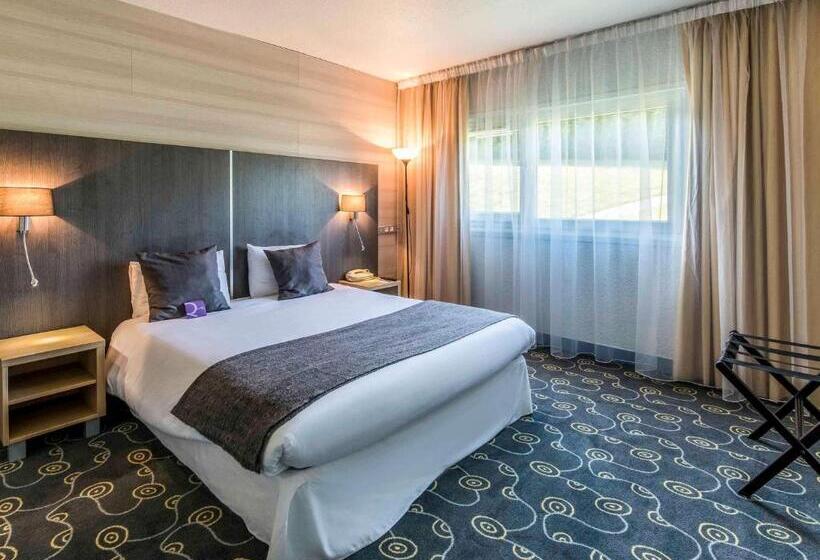 هتل Hôtel Mercure Annecy Sud
