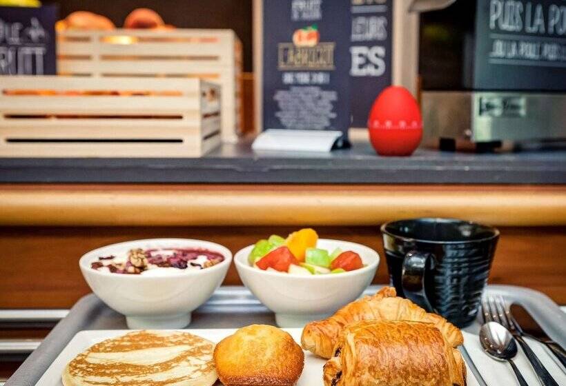 هتل Ibis Lyon Est Bron