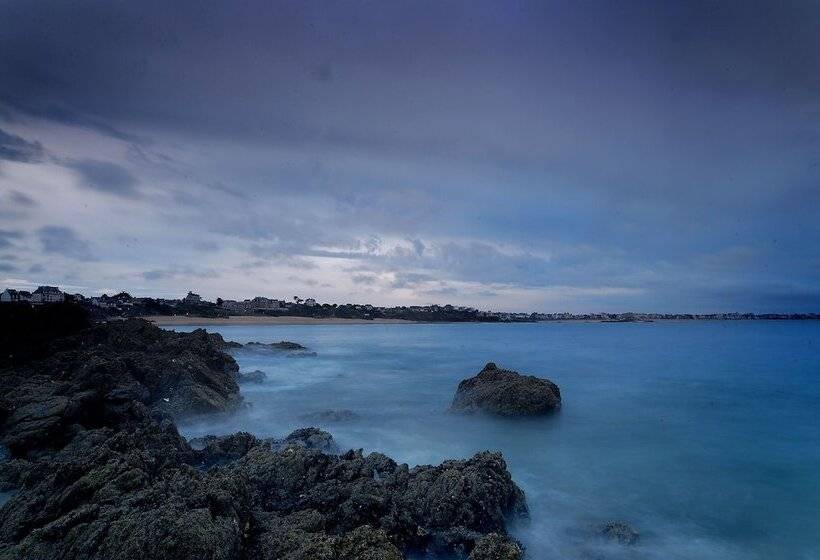 ホテル La Villefromoy