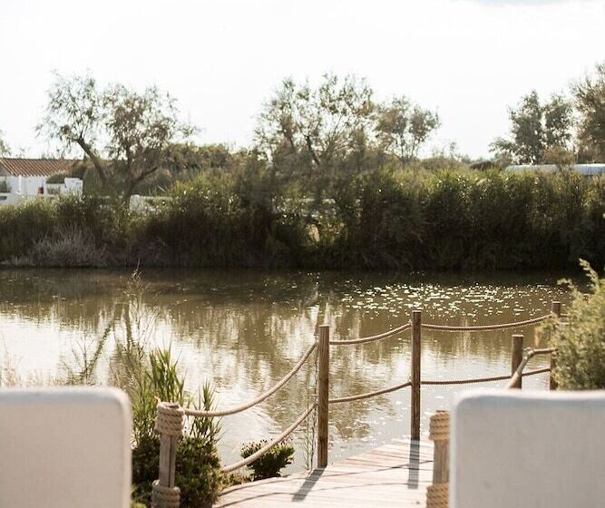 هتل Mas De La Fouque   Hôtel & Spa