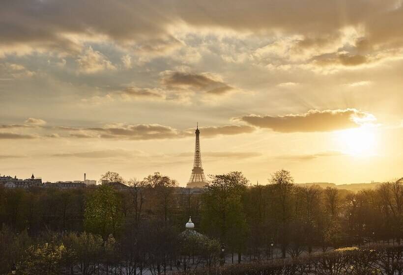 ホテル Le Meurice – Dorchester Collection