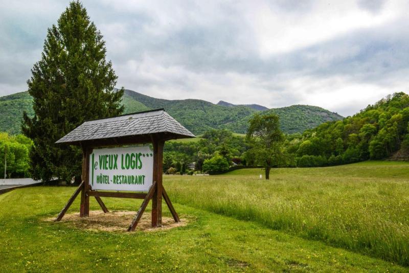 فندق Logis Le Vieux Logis