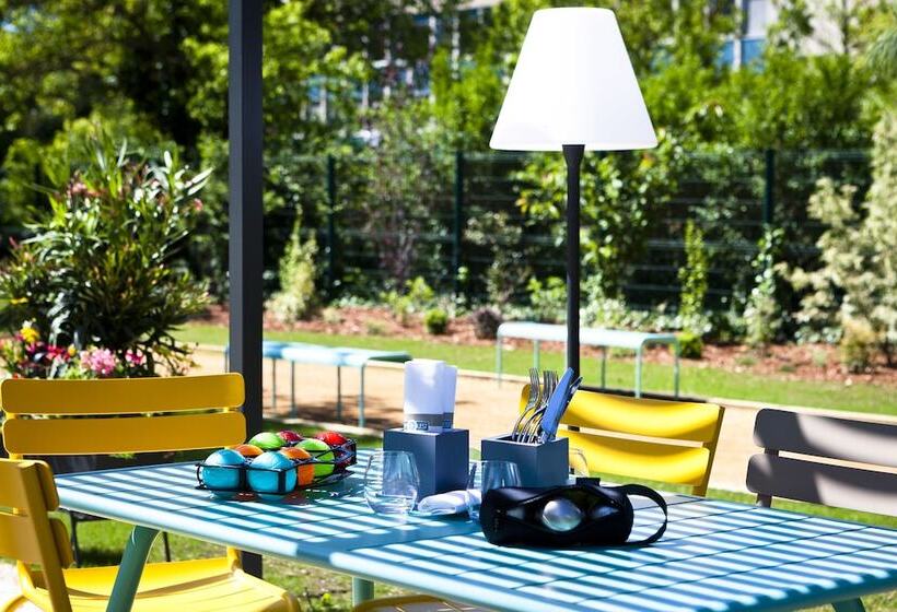 فندق Mercure Lyon Charbonnieres