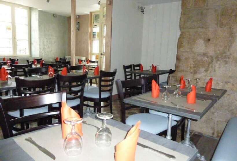 בית מלון כפרי A La Porte Saint Jean