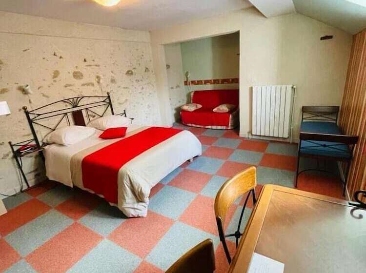 בית מלון כפרי A La Porte Saint Jean