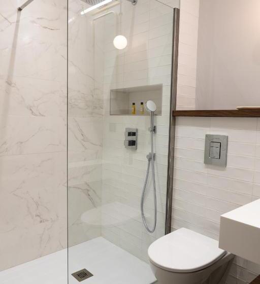 בית מלון כפרי De La Poste