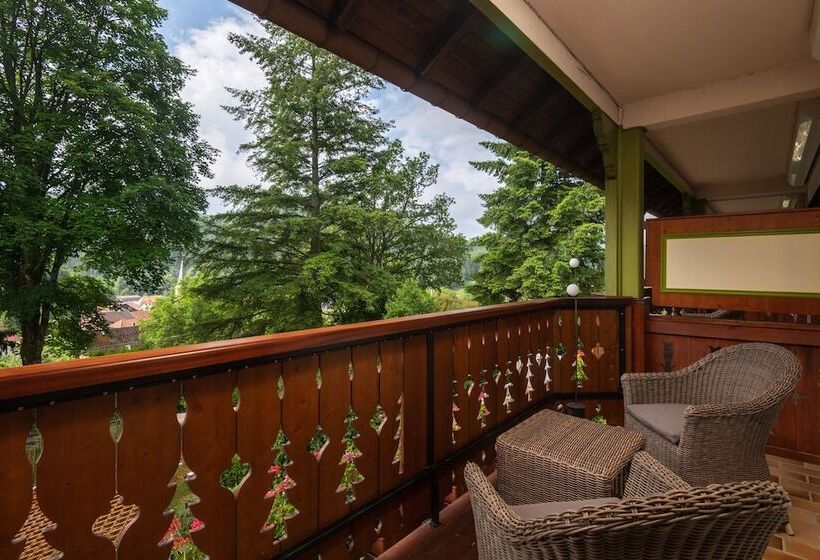ホテル La Cheneaudière   Hôtel Spa   Relais & Châteaux