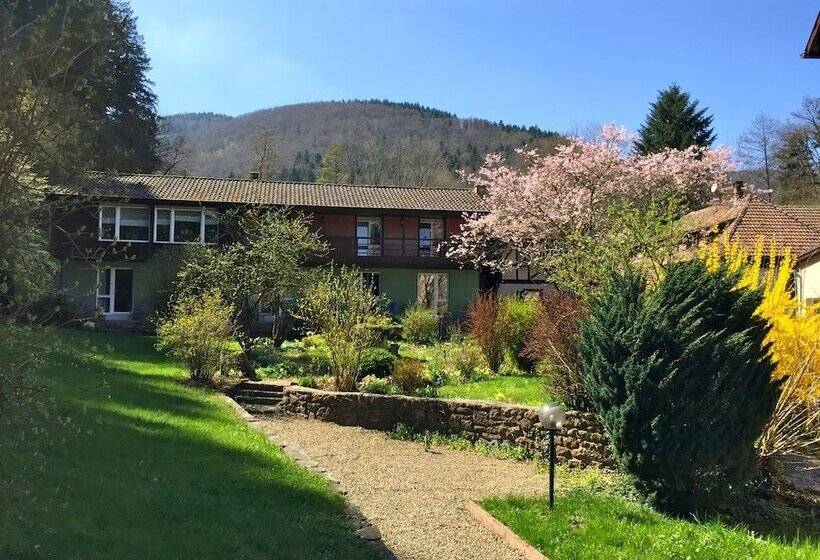 酒店 Le Saint Barnabe & Spa   Near Guebwiller