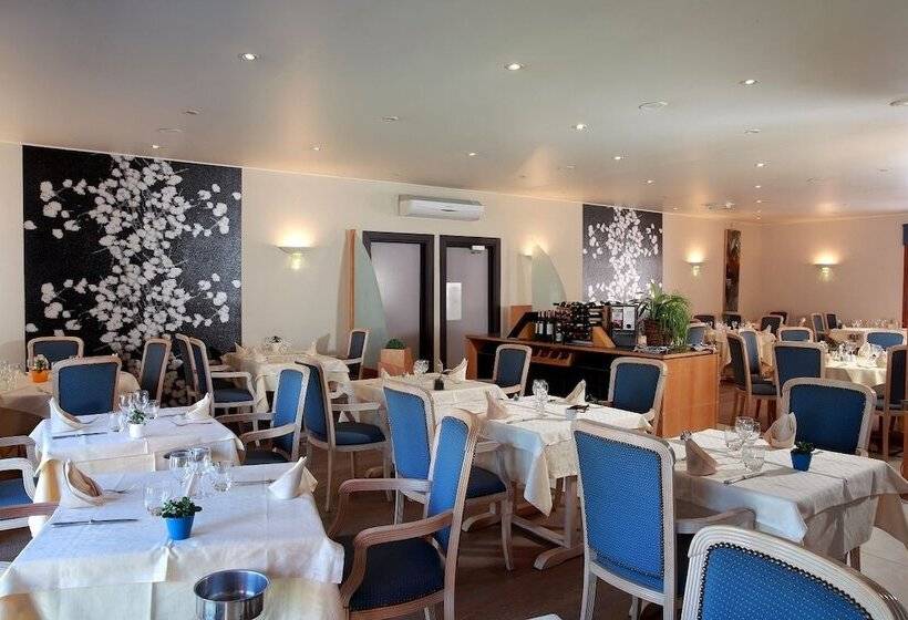 בית מלון כפרי Logis Le Luth