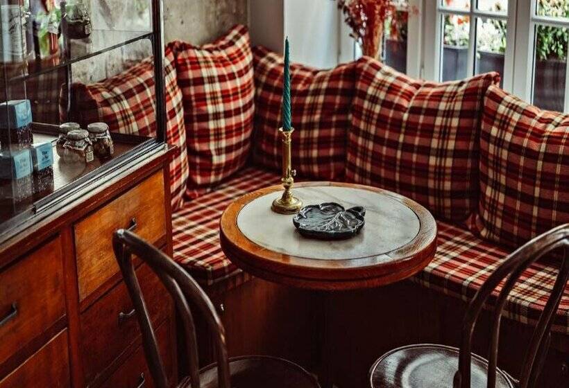 هتل Maison Saintonge