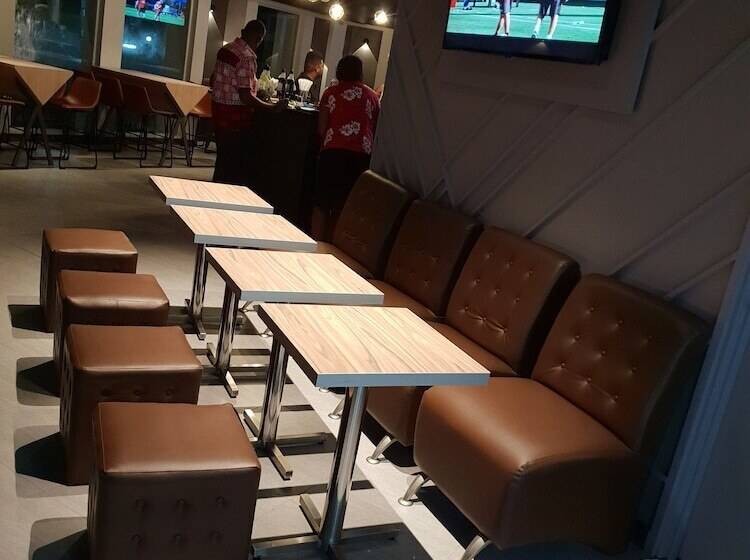 فندق Peninsula International