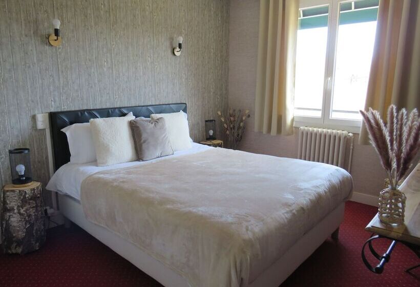 בית מלון כפרי Logis Hôtel Saint Cyr