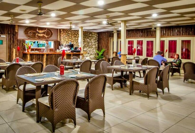 هتل Tanoa Skylodge