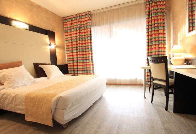 هتل The Originals City, Hôtel Galaxie, Nice Aéroport