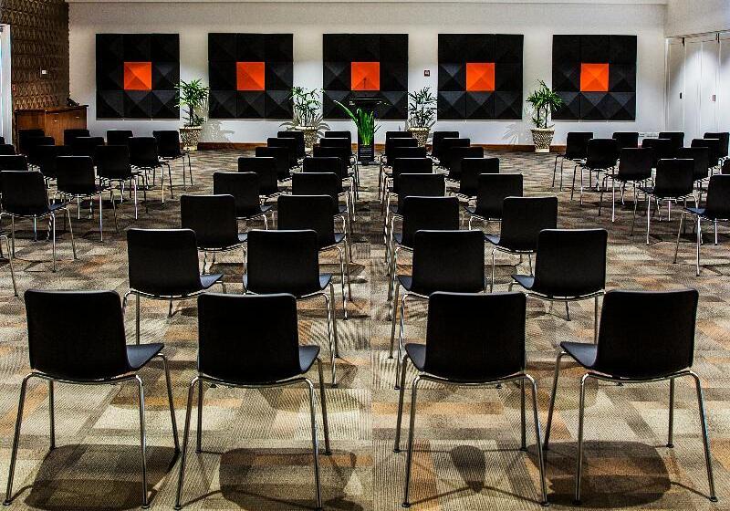 The Pearl South Pacific Resort, Spa & Golf Course