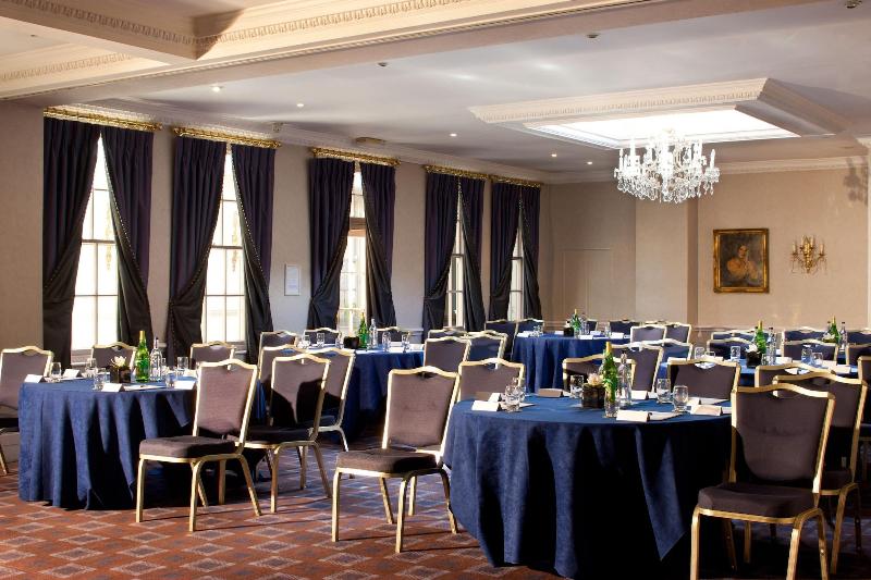 호텔 Chilston Park