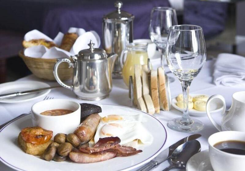 호텔 Chilston Park