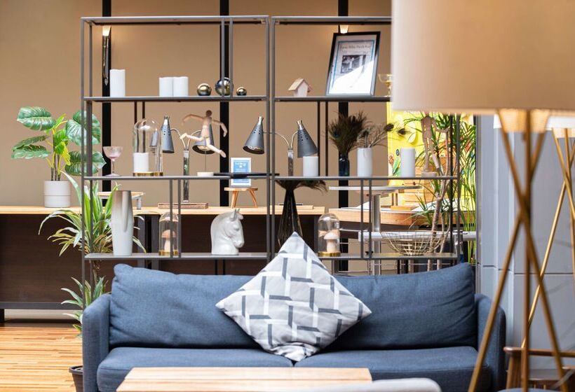 هتل Hilton London Kensington