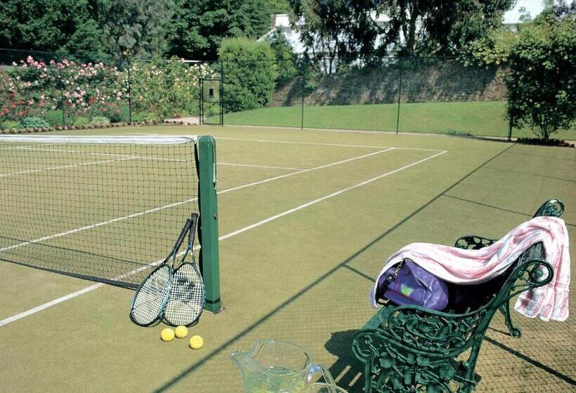 בית מלון כפרי Longueville Manor