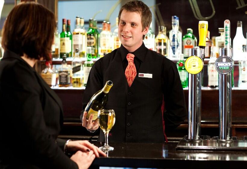 هتل Mercure Bradford  Bankfield