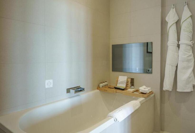 فندق South Lodge