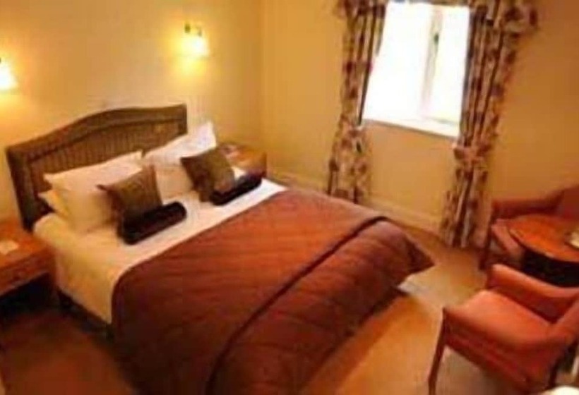 Otel Taychreggan, Signature Collection By Eight Continents