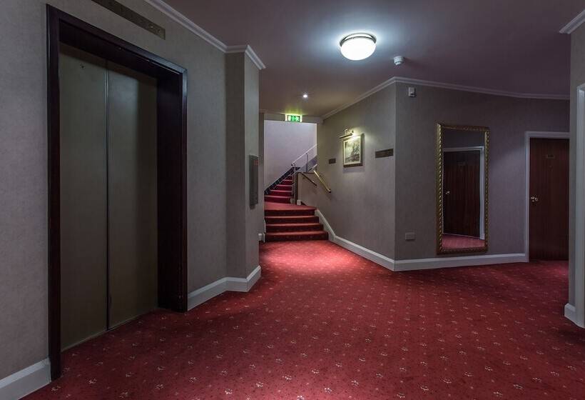 فندق The Roundhouse