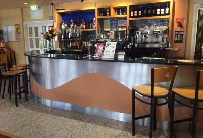 فندق The Roundhouse