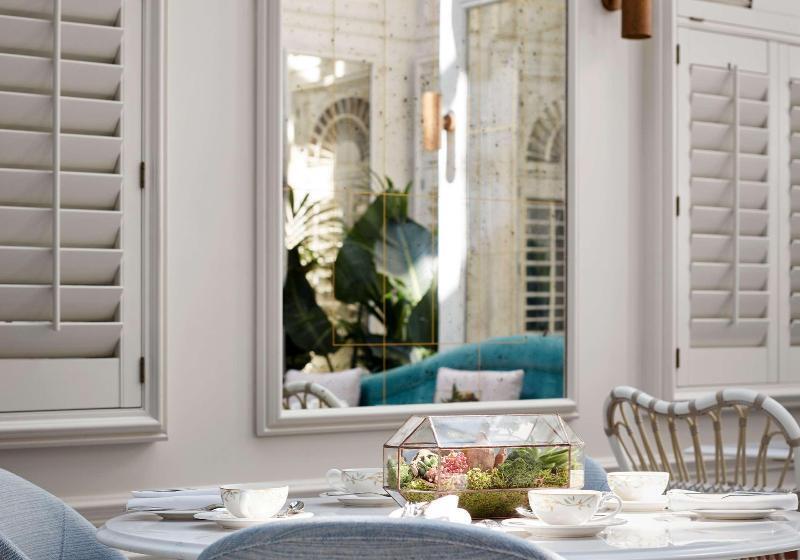 100 Queen S Gate Hotel London, Curio Collection By Hilton