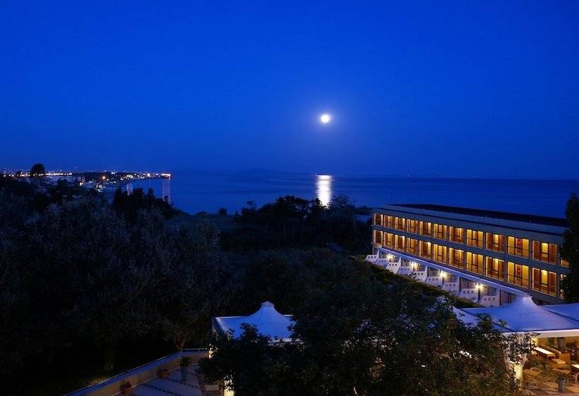 Alexander Beach Hotel & Spa