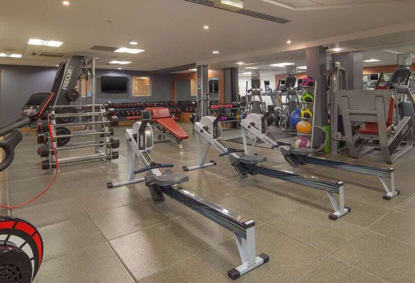 هتل Hilton Leicester