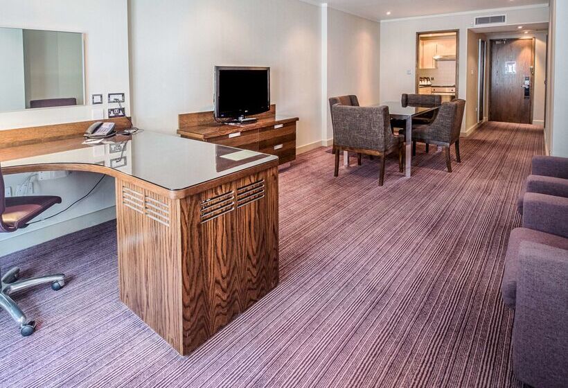 هتل Hilton London Metropole