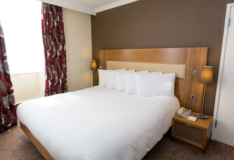 هتل Hilton London Olympia