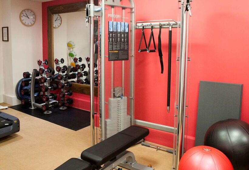 هتل Hilton London Olympia