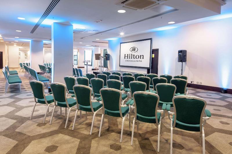 هتل Hilton London Olympia
