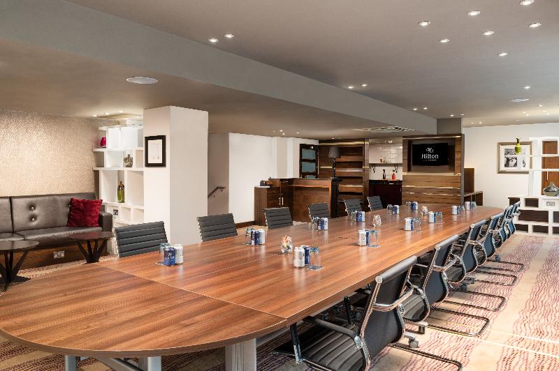 هتل Hilton London Olympia