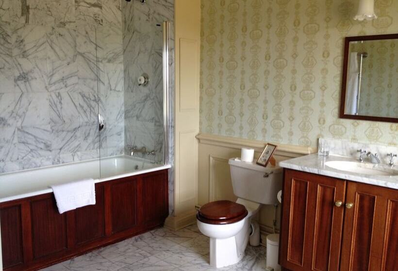 Stapleford Park Country House Hotel And Sporting Estate