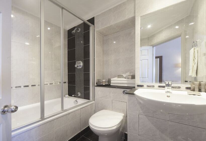 בית מלון כפרי Gem Strathmore