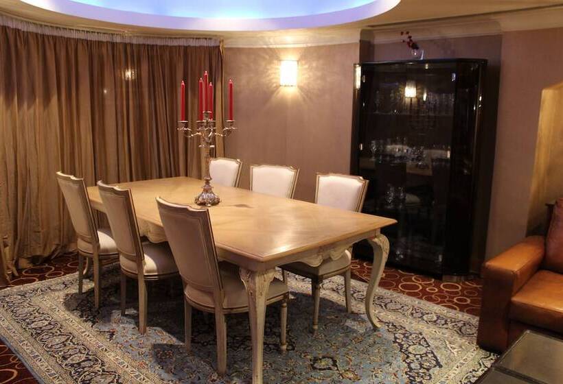 هتل The Colonnade